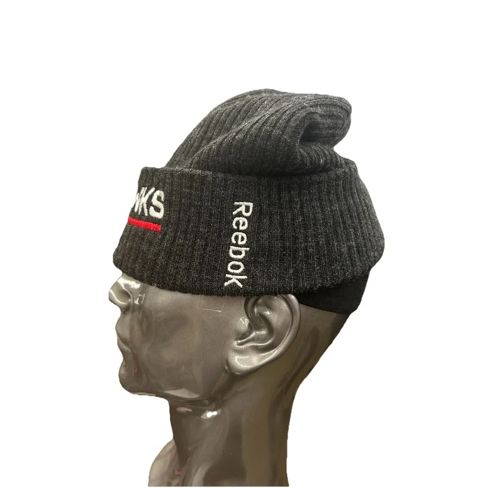 Chicago‎ Blackhawks Stocking Cap NHL Hockey Reebok